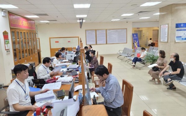 Quy chế làm việc mẫu của Ủy ban nhân dân xã, phường, đặc khu